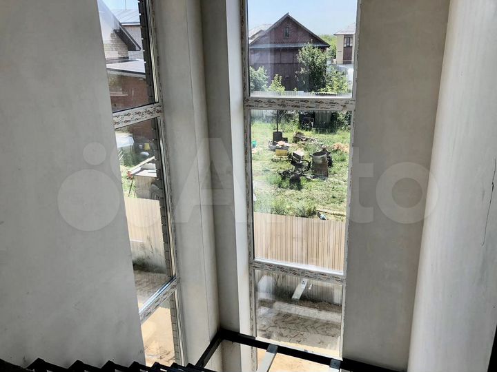 Дом 180 м² на участке 10 сот.