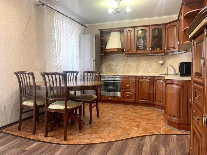 2-к. квартира, 61,3 м², 4/10 эт.