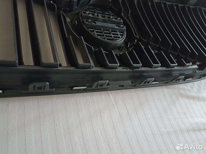 Решетка радиатора volvo xc90 2