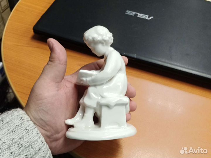 Статуэтка Ленин в детстве Фарфор лфз