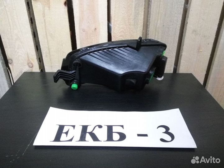 Фара противотуманная правая Volkswagen Golf 7