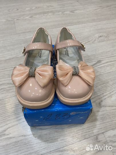 Платье на выпускной и туфли