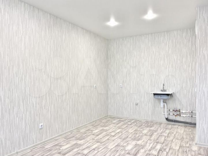 2-к. квартира, 77,7 м², 10/15 эт.