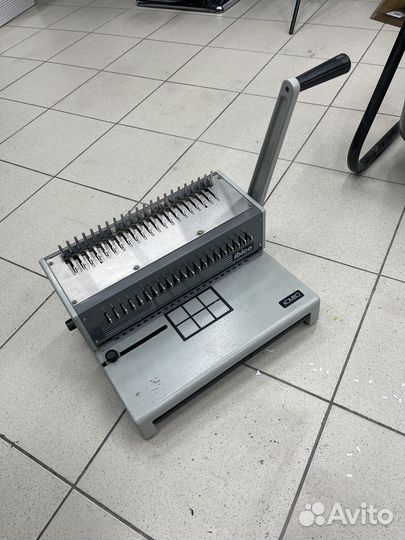 Брошюровщик Ibico