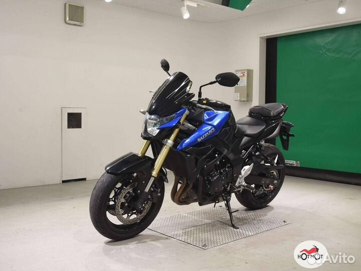 Suzuki GSR 750 2012г