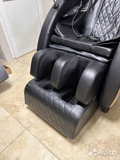 Массажное кресло