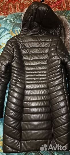 Пуховик кожзам женский