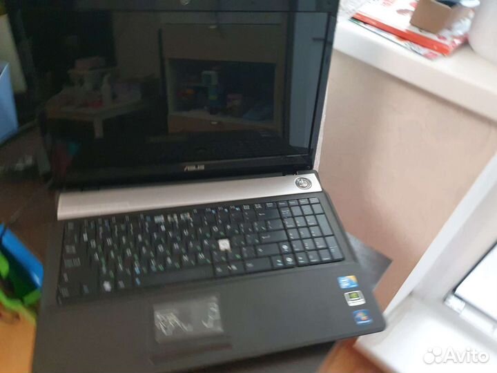 Asus