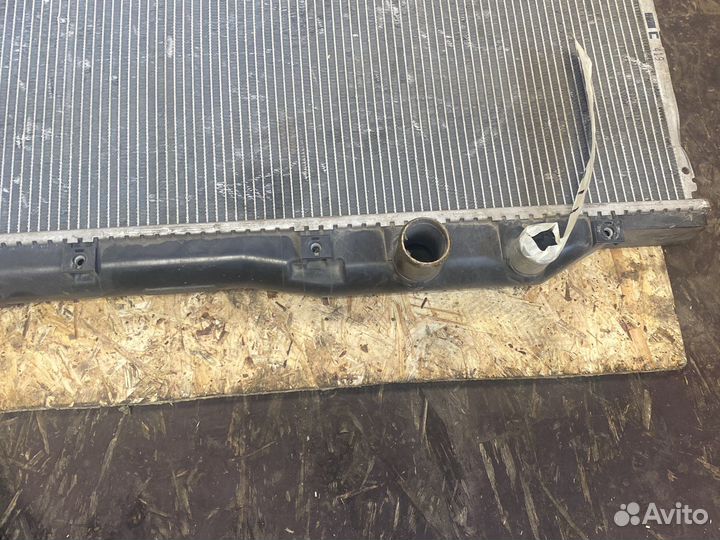 Радиатор охлаждения Honda civic