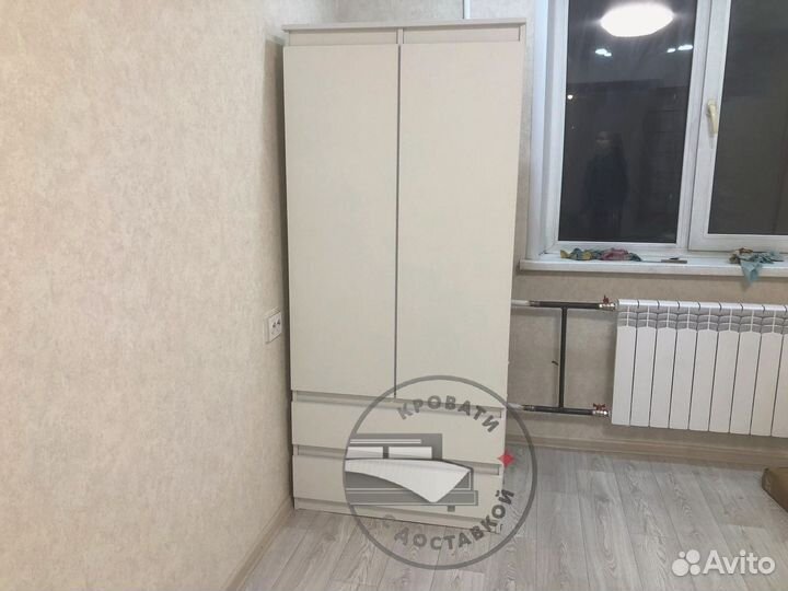 Шкаф распашной