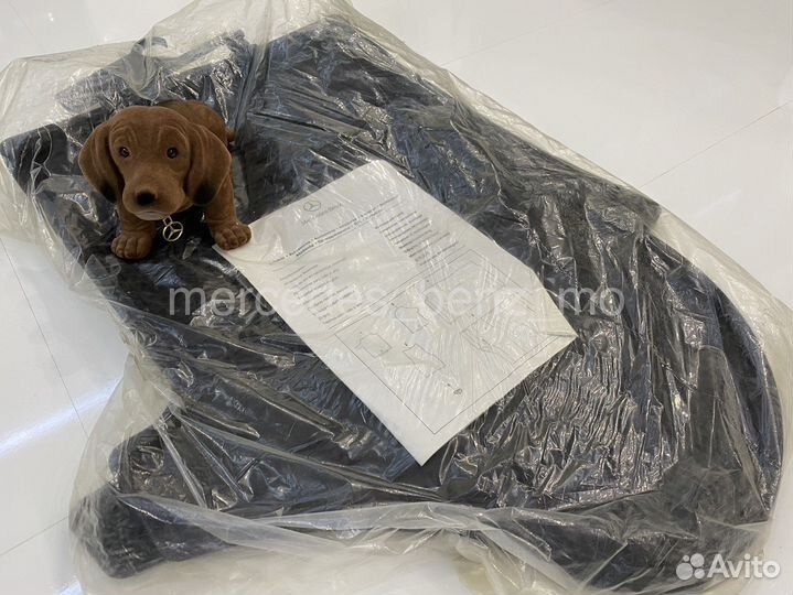 Оригинальные резиновые коврики Мерседес Бенц w447