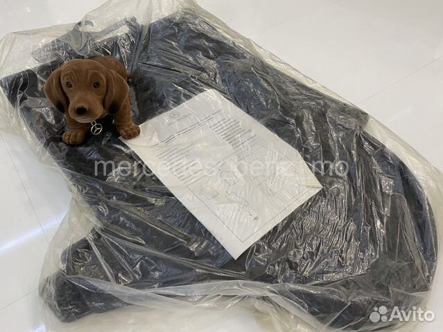 Оригинальные резиновые коврики Мерседес Бенц w447