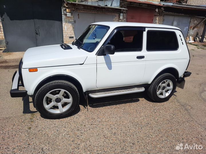 LADA 4x4 (Нива) 1.7 МТ, 2016, 90 756 км