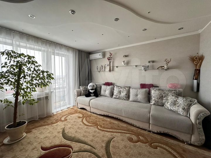 4-к. квартира, 76 м², 9/9 эт.