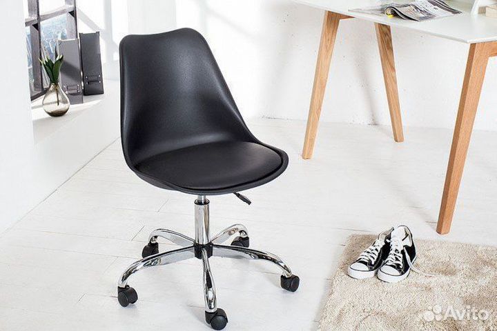 Офисное кресло