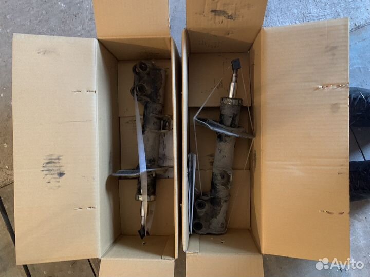 Амортизаторы на спортаж