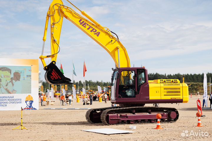 Гусеничный экскаватор ЧЕТРА Е210-NC, 2025