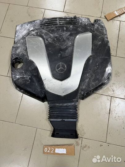 Декоративная крышка двигателя Mercedes-Benz GLS