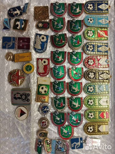 Значки СССР и настольные медали