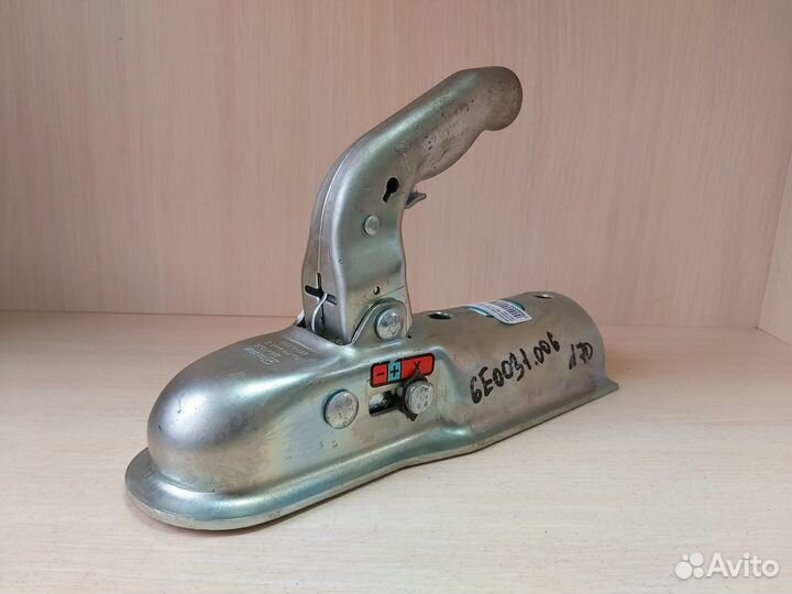 Замковое устройство прицепа d70 1400/100 кг K 14