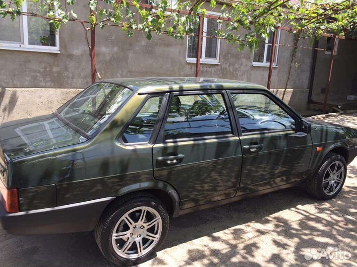 ВАЗ 21099 1.5 МТ, 2004, 80 000 км