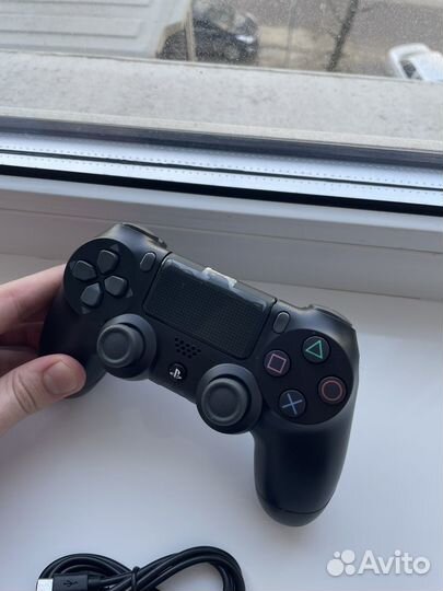 Геймпад Sony PS4