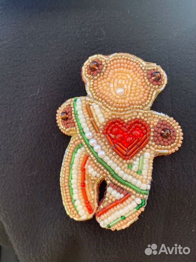 Брошь из бисера/украшения