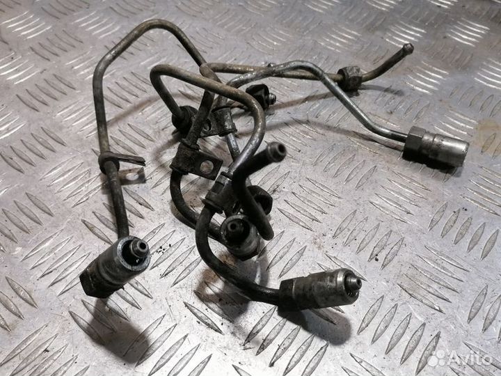 Трубка топливная Mitsubishi L200 2006-2016