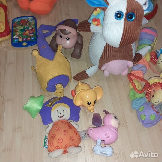 Подвески, музыкальные игрушки, юла