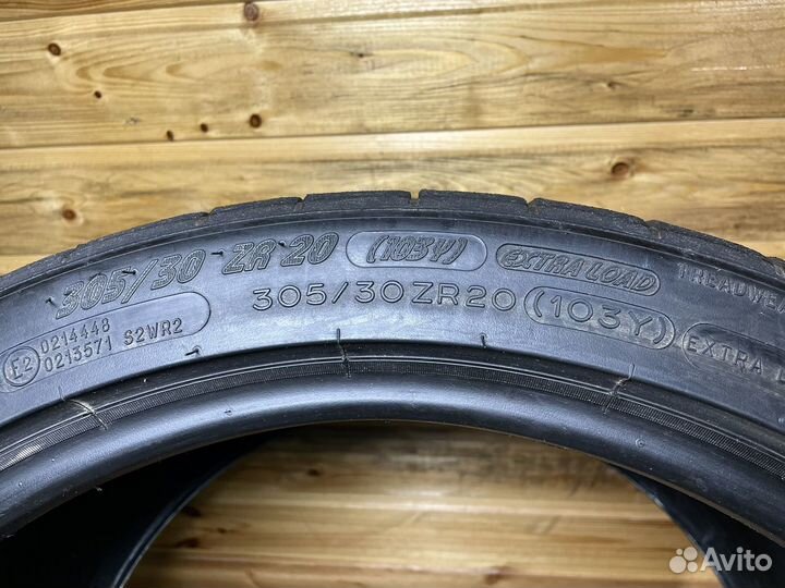 Michelin Pilot Super Sport 305/30 R20 103Y