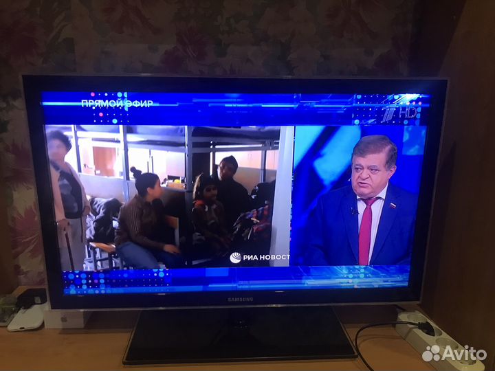 ЖК самсунг 32*