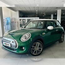 MINI Cooper SE AT, 2019, 5 420 км, с пробегом, цена 2 940 000 руб.