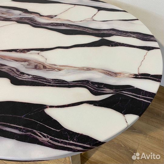 Круглый стол 'Infinity Entry'