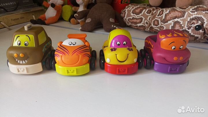 Машинки инерционные Battat