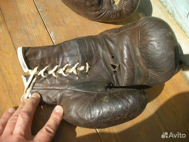 Перчатки боксёрские СССР подуставшие самовывоз