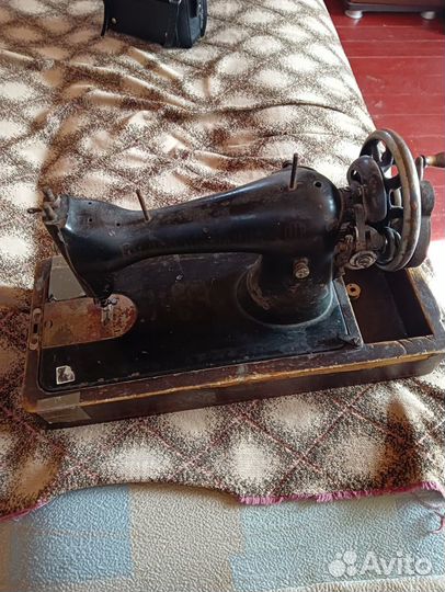 Швейная машинка Госшвеймашина