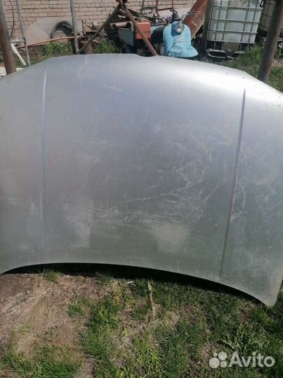 Дверь правая капот