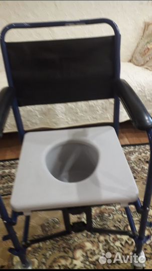 Кресло коляска с санитарным оснащением