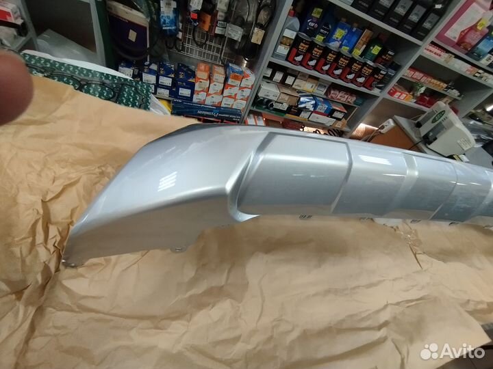 Накладка переднего бампера Toyota RAV4 2019+