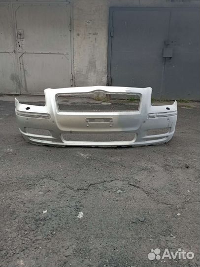 Бампер передний Тойота Авенсис