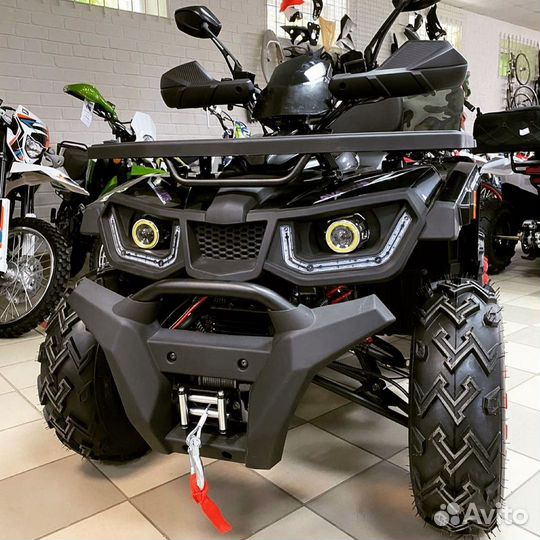 Квадроцикл Avantis Hunter 200 Big Lux черно-красны