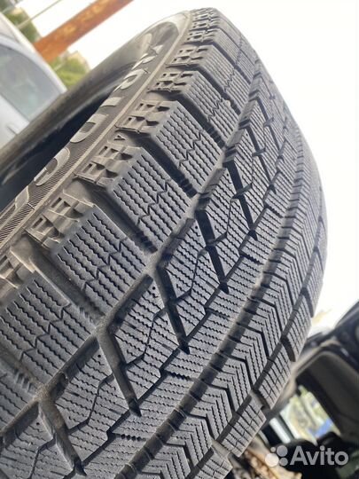 Bridgestone Blizzak VRX 205/55 R16