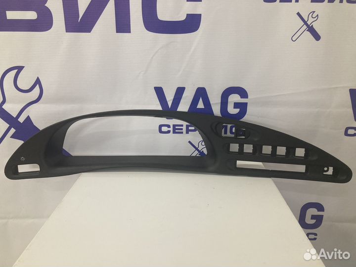 Щиток панели приборов