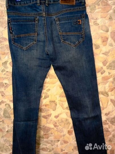 Брюки и джинсы на мальчика 140 см