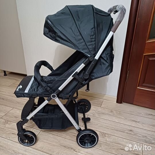Прогулочная коляска новая