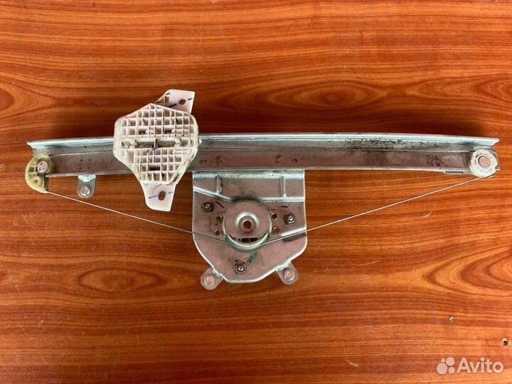 Стеклоподъемник передний правый Hyundai Creta