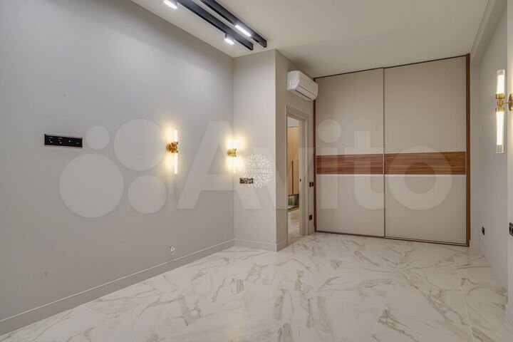 2-к. апартаменты, 94,7 м², 1/6 эт.