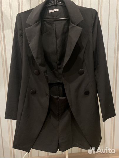 Вещи женские 44