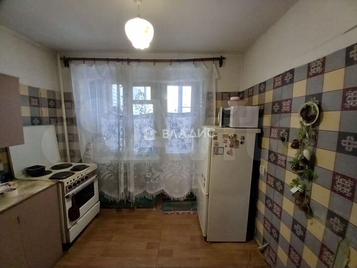 2-к. квартира, 46 м², 1/12 эт.