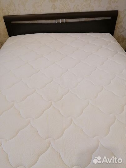 Матрас 160х200 бу